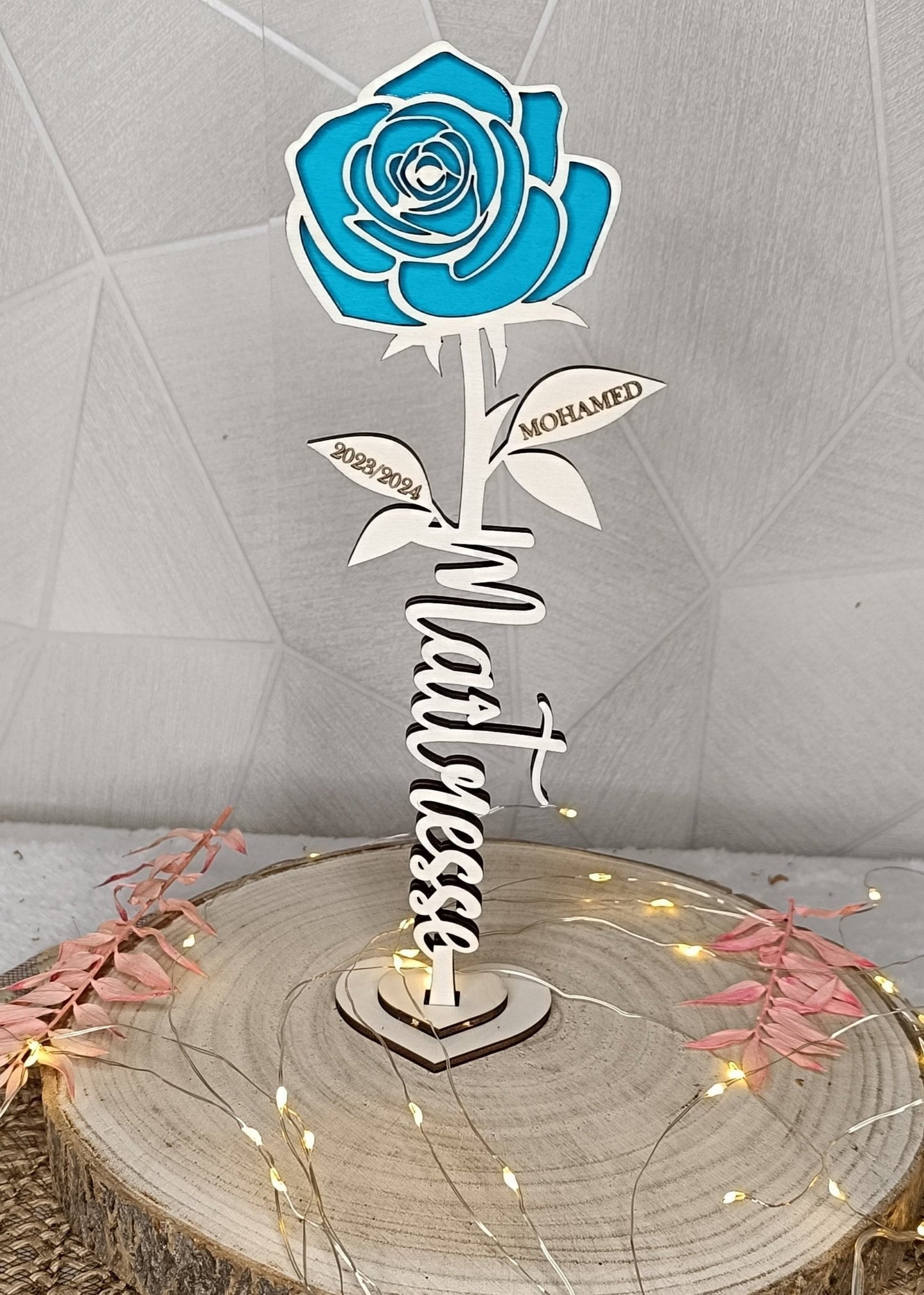 Rose en bois "Maîtresse"