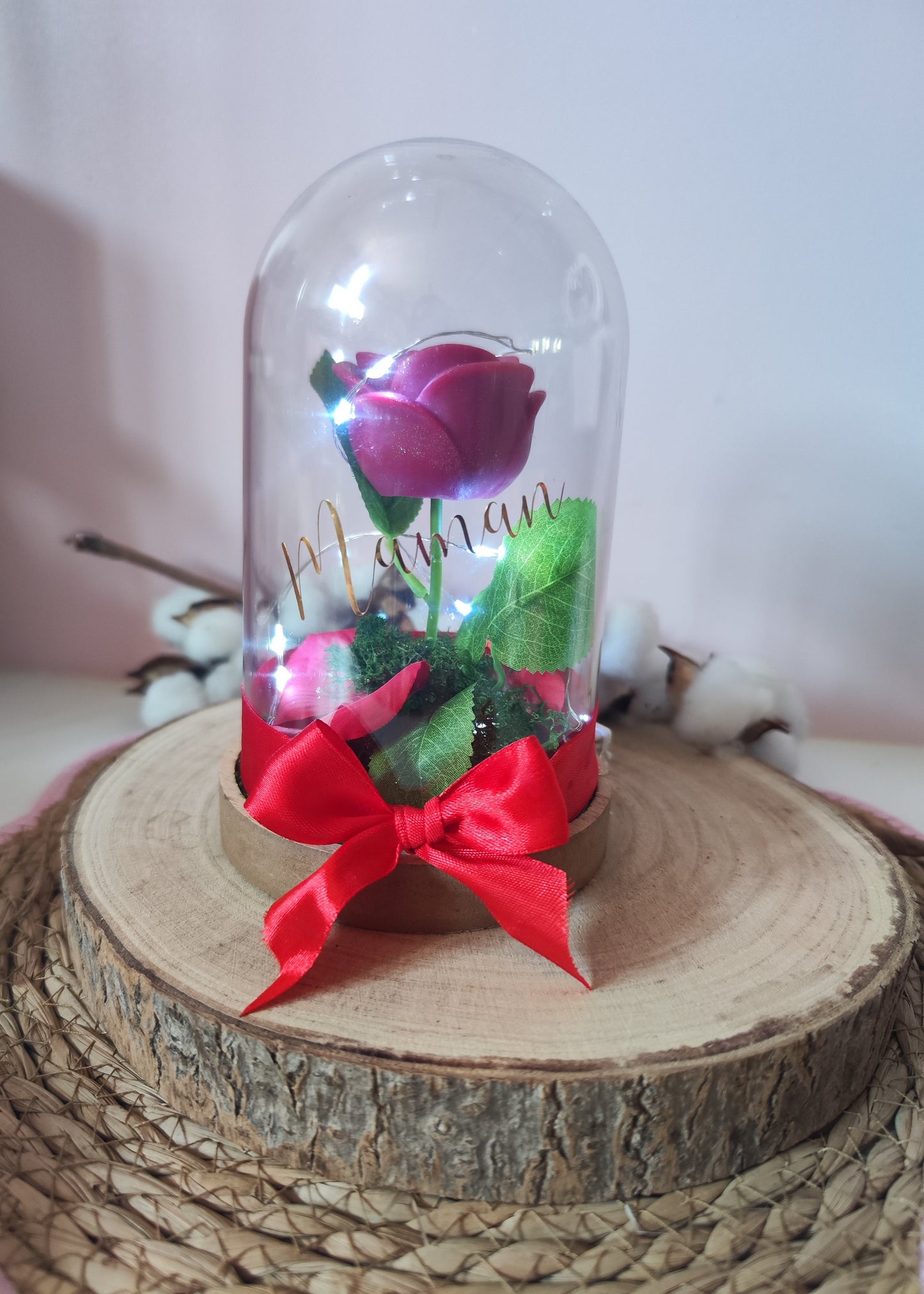 Rose éternelle sous cloche
