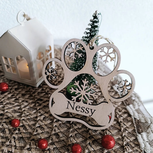 Boule de Noël en bois patte de chien